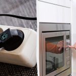 8 električnih naprav, ki jih je treba pred potovanjem vedno